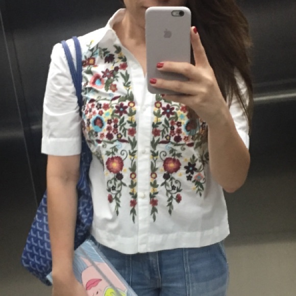 Zara Tops - Zara embroidered shirt